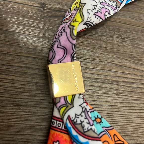 Victoria’s Secret Paisley Bikini Push-up Top Size Medium - Picture 6 of 6